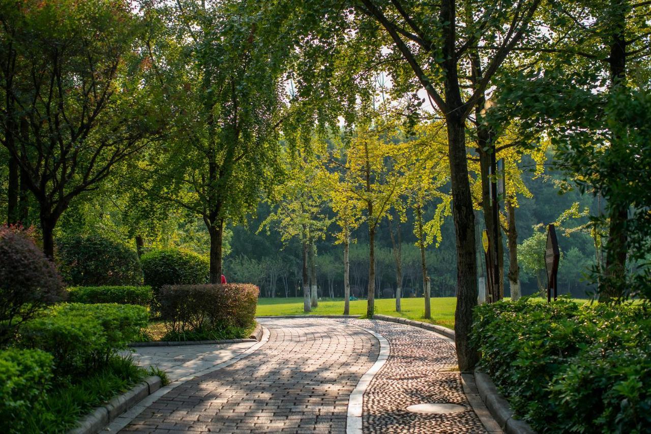 Guilin Yi Characteristic Hotel Coltd ภายนอก รูปภาพ