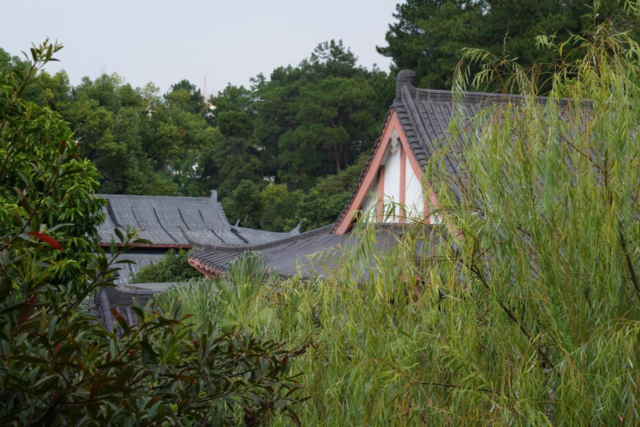 Guilin Yi Characteristic Hotel Coltd ภายนอก รูปภาพ