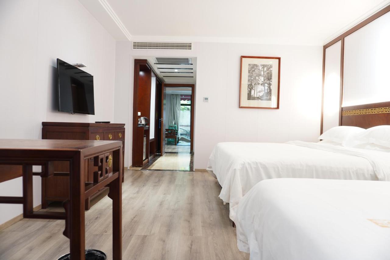 Guilin Yi Characteristic Hotel Coltd ภายนอก รูปภาพ