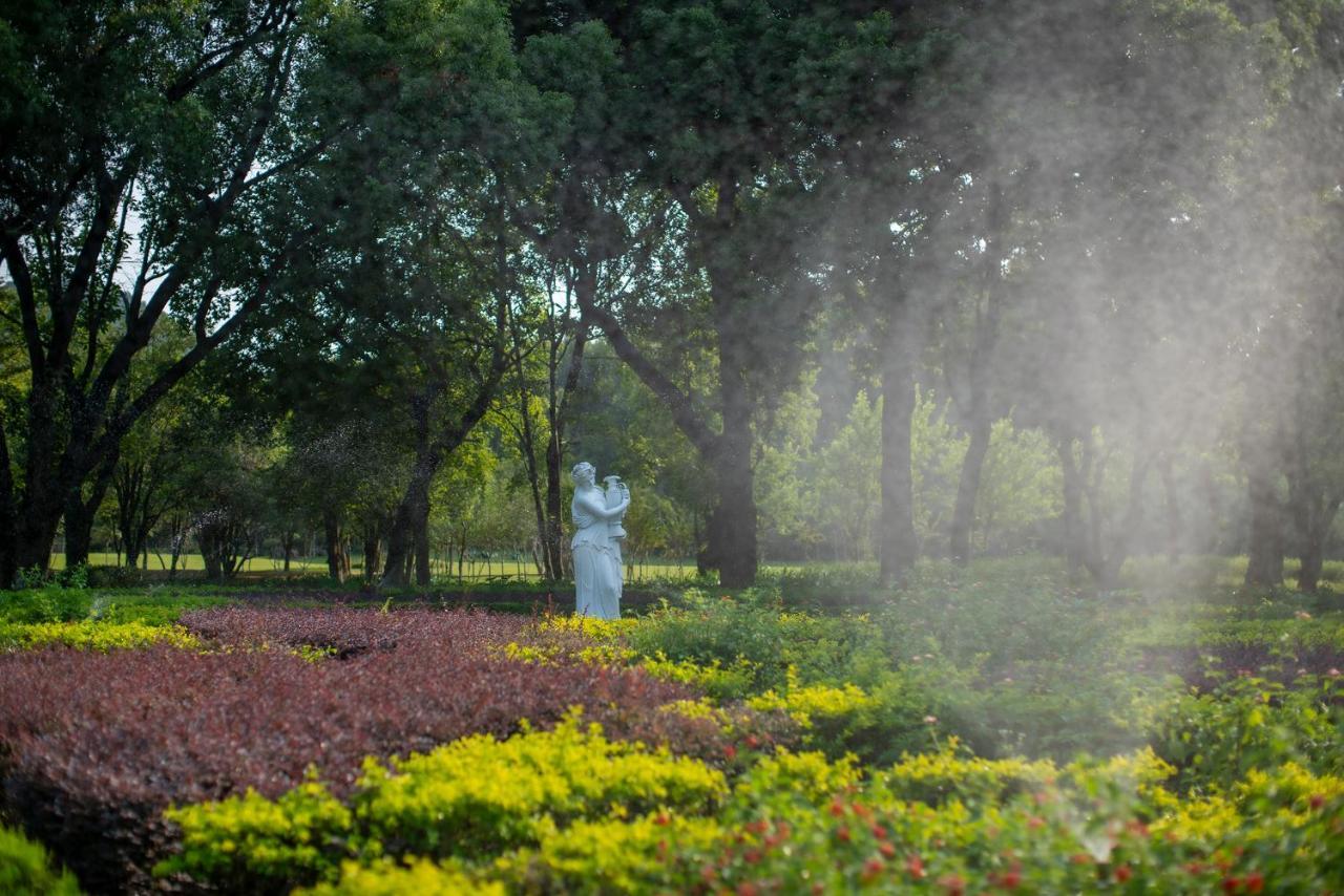 Guilin Yi Characteristic Hotel Coltd ภายนอก รูปภาพ