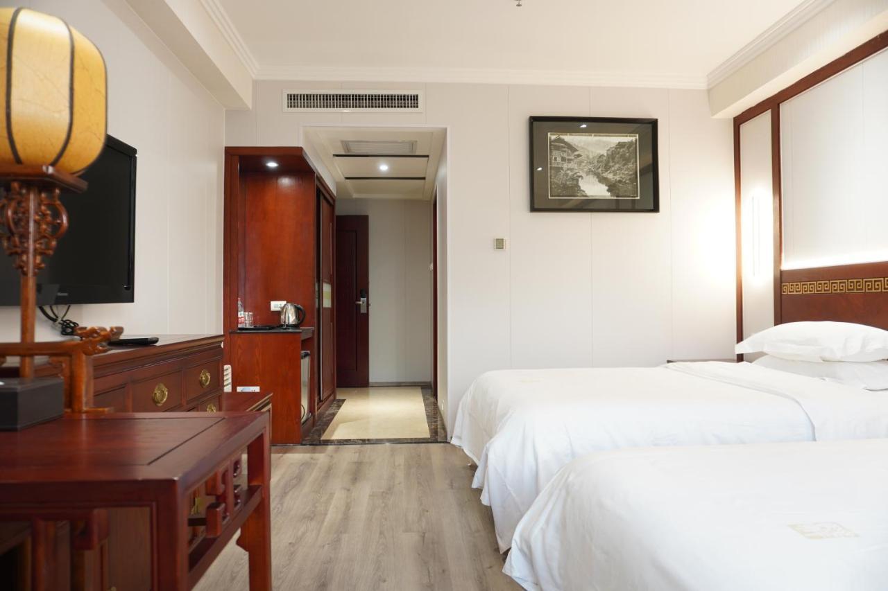 Guilin Yi Characteristic Hotel Coltd ภายนอก รูปภาพ