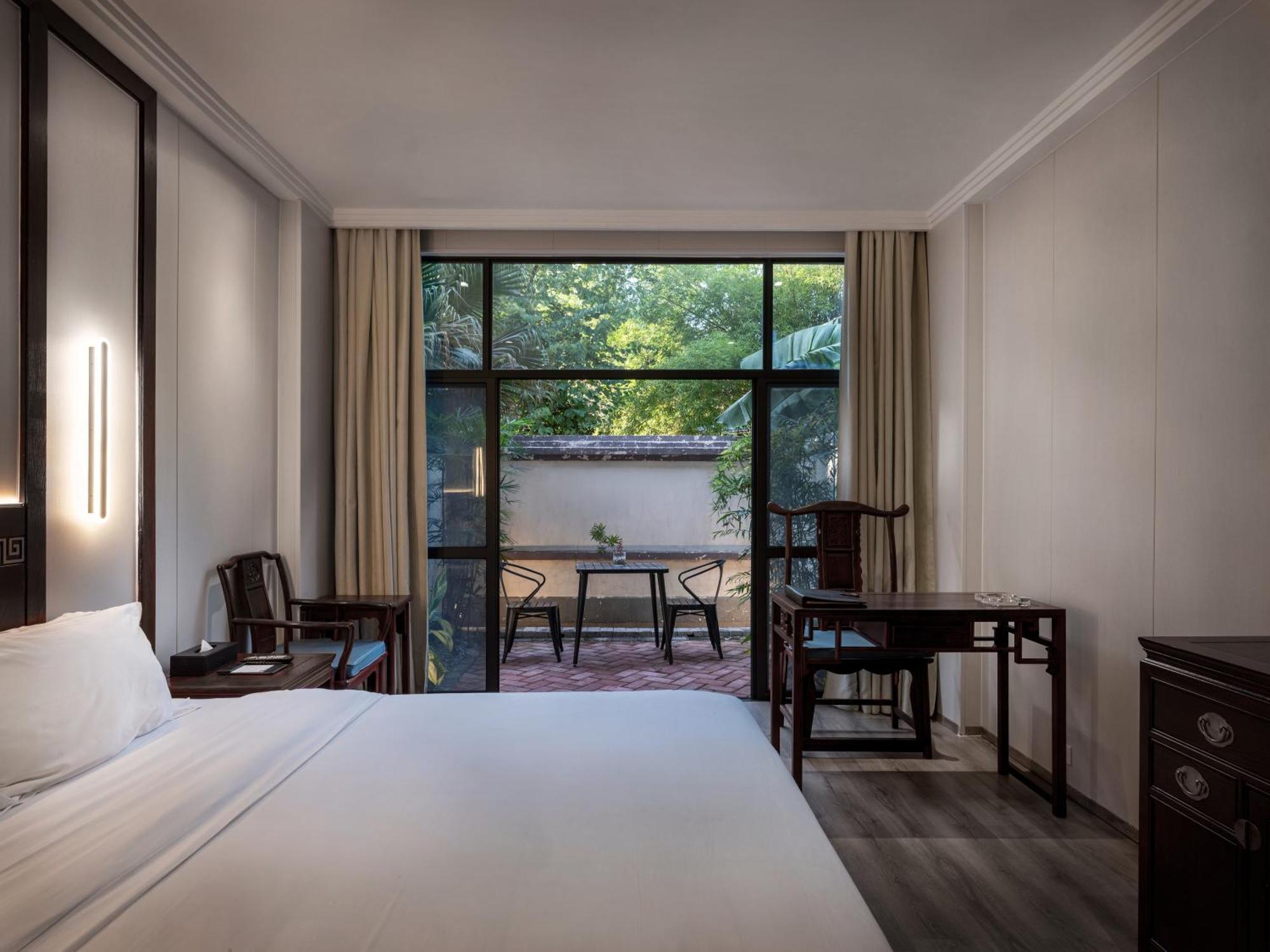 Guilin Yi Characteristic Hotel Coltd ภายนอก รูปภาพ
